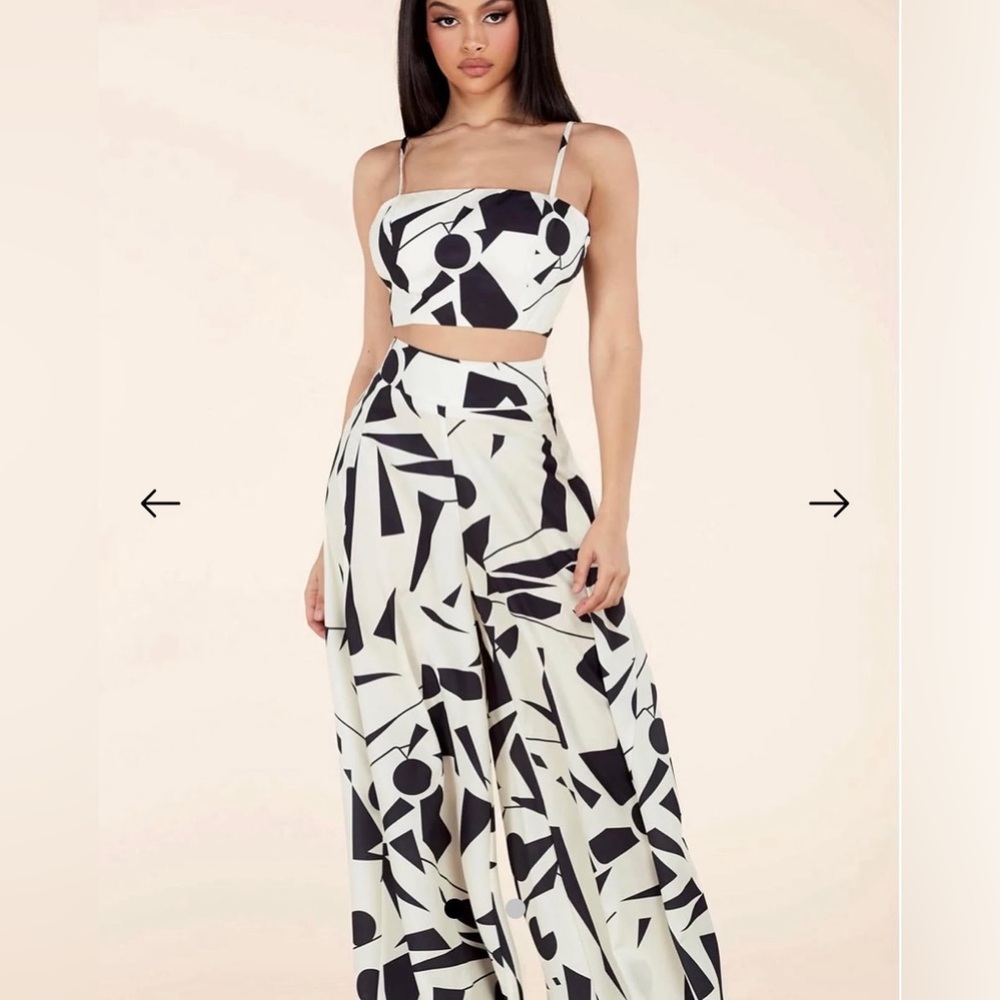 NWT L'ATISTE Monochrome Abstract 2 piece  Wide leg pant M